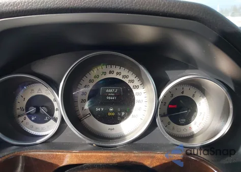 2014 Mercedes-Benz E 550 4Matic z USA, uszkodzony, nr VIN WDDHF9BBXEA944934